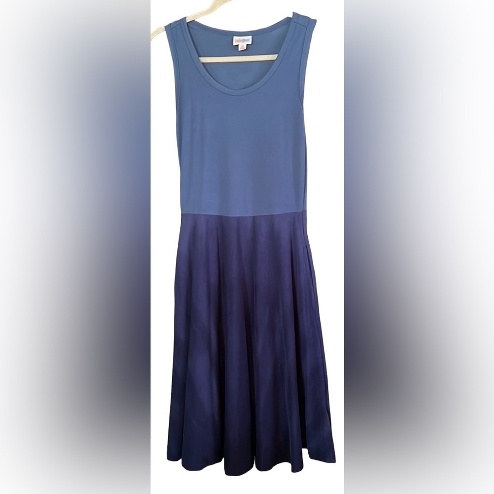 LULAROE blue ombré knee length dress, Size XS, EUC